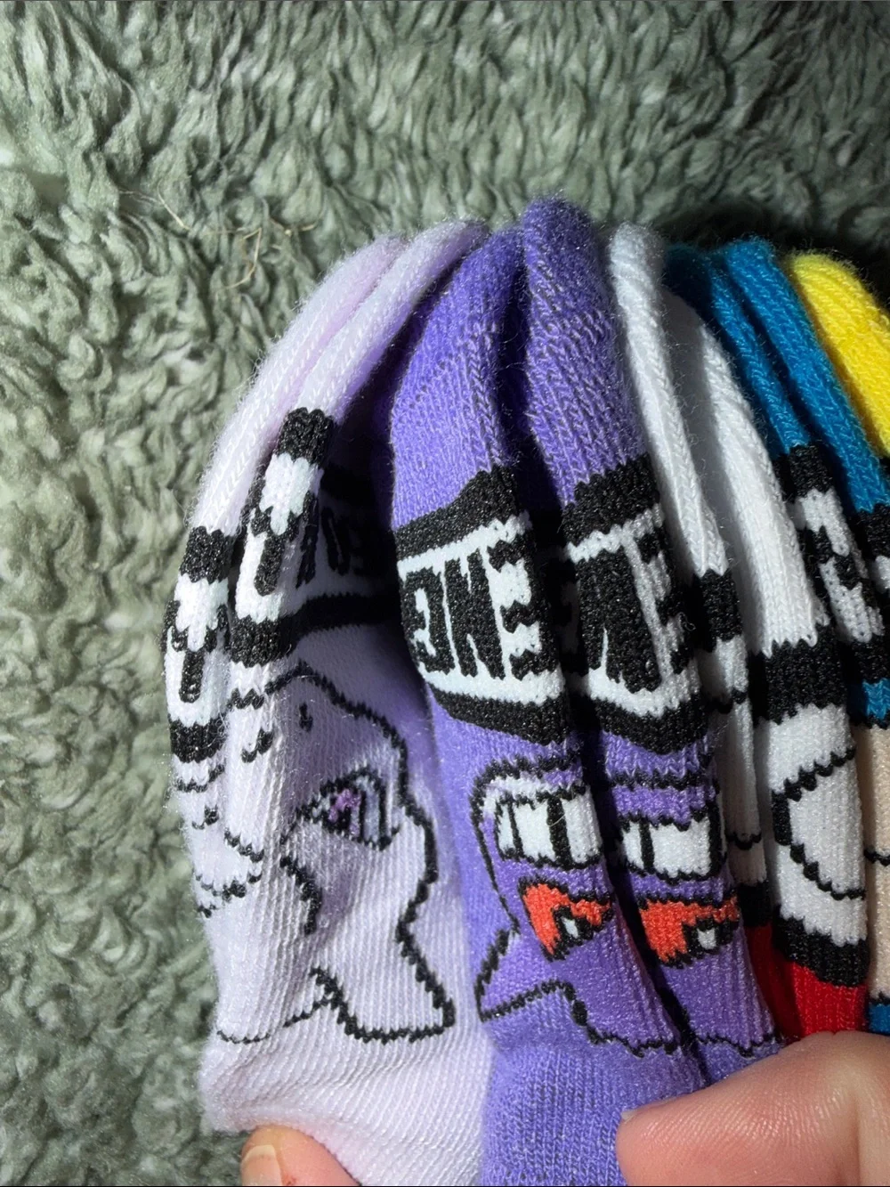 Kids 5 Pikachu & Pokémon Characters No-Show Socks 5 Minions Characters No show